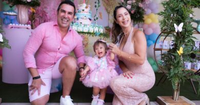 Dr.João Almeida, Luana Monalisa e a filha aniversariante Marthina
