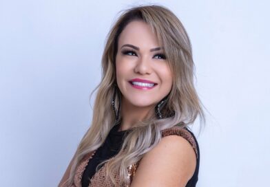 Flavinha Cheirosa, apresentadora do Canal do Vovô Raul Gil, promete causar no reality A Grande Conquista