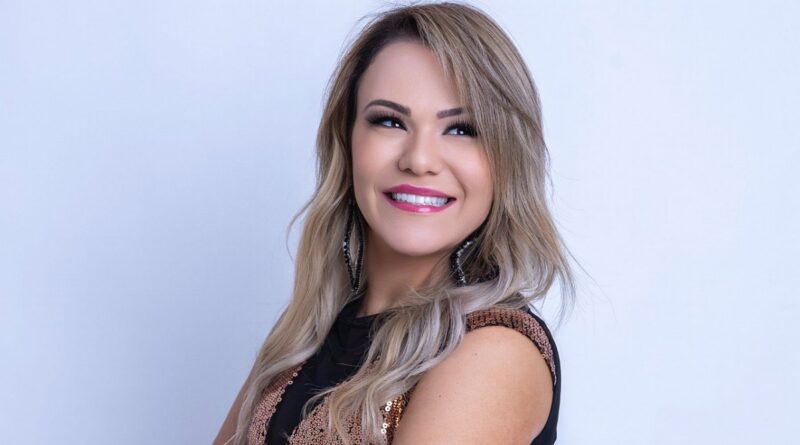 Flavinha Cheirosa, apresentadora do Canal do Vovô Raul Gil, promete causar no reality A Grande Conquista