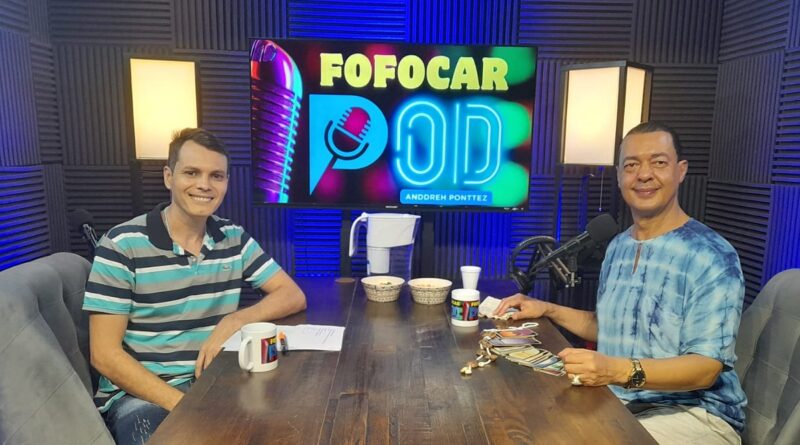 Andreh Ponttez e o paranormal Elias Bispo IV no podcast Fofocar Pod