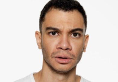 Igor Guimarães apresenta Stand Up de humor no Teatro J. Safra