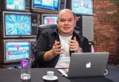 “Um reality não quer só beleza e perfeição, quer personagem”, destaca jornalista Eduardo Graboski em novo workshop de TV