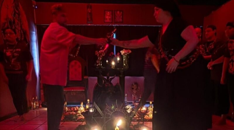 O Sacerdote Leonardo Caputi, sacerdote de Quimbanda, explica quem é Exu Maioral dentro do culto