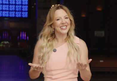 Retratos Femininos apresenta histórias de fé ao vivo no Terço das Mulheres