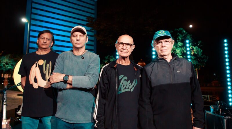 Canções de Ouro relembra show exclusivo da banda 14 Bis 14 Bis