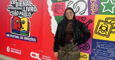 Bianca Frazão compartilha mini vlog de sua quarta visita à Bienal do Livro de São Paulo Bianca Frazão compartilha mini vlog de sua quarta visita à Bienal do Livro de São Paulo