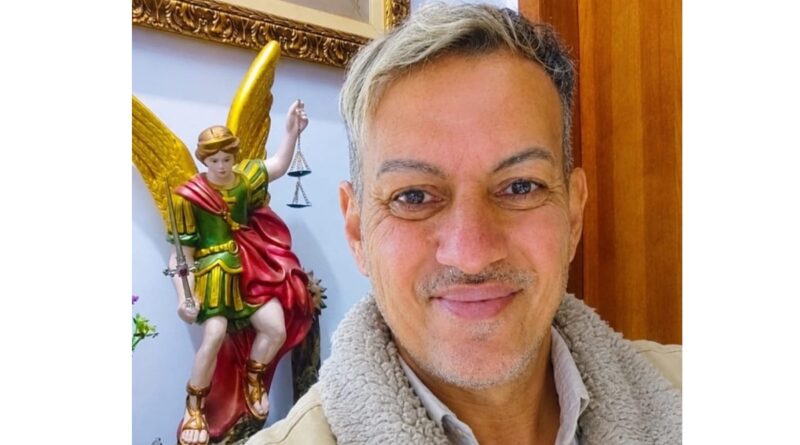 Médium espiritualista Jardel Gonçalves fala sobre o poder da oração ! Médium espiritualista Jardel Gonçalves fala sobre o poder da oração !