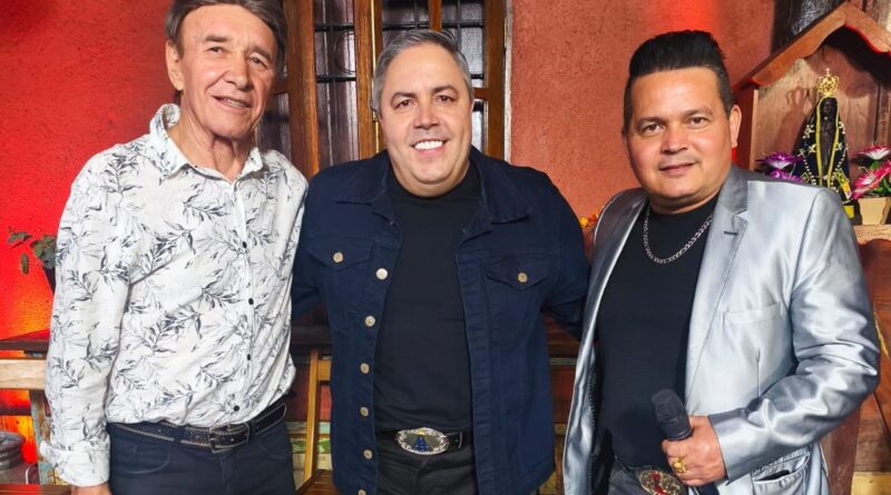 Prosa Brasil recebe a dupla Joaquim & Manoel e o cantor João Torres Prosa Brasil