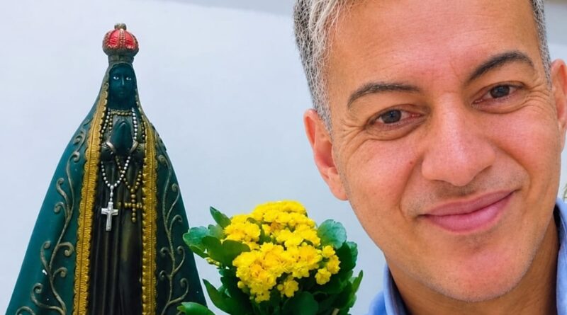 Médium espiritualista Jardel Gonçalves ensina oração especial para o dia de Nossa Senhora Aparecida Médium espiritualista Jardel Gonçalves ensina oração especial para o dia de Nossa Senhora Aparecida